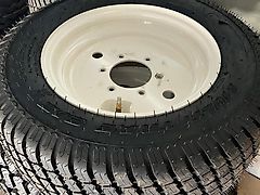 Iseki Radsatz 41/14.00-20 und 27/10.5-15