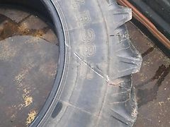 Taurus 18.4 R38 460 85 38 Trecker Reifen 2 Stück