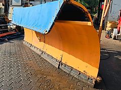 Beilhack PV 29-4 Schneepflug Schneeschild Scheeschieber Winterdienst Unimog U400 300 290 500 427 530 423 318 323 LKW Fendt