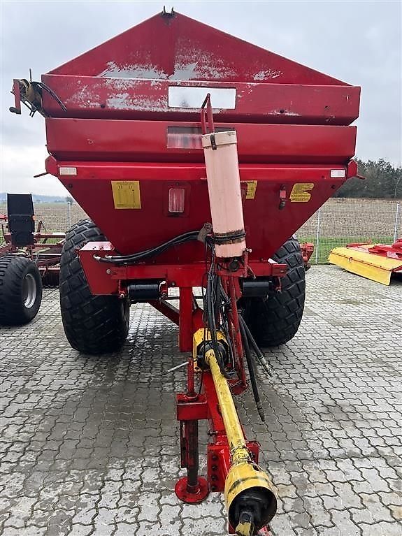 Bredal B 4 m.overbygning