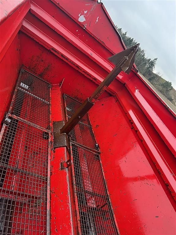 Bredal B 4 m.overbygning