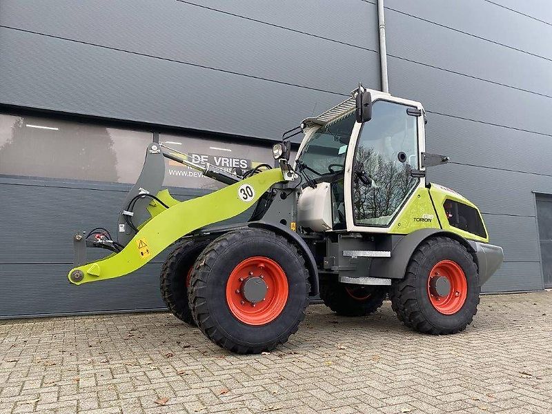 Claas Torion 639