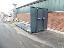 Eurotech Abrollplattform mit Rungen Neu!!