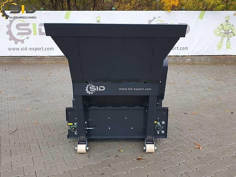 SID Einstreugerät / Futterverteiler 1,40m3/ Dosing bucket with conveyor belt