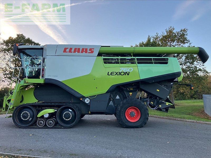 Claas LEXION 760TT C/W V1050 CUTTERBAR