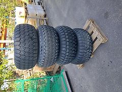 PIENKUORMAAJAVARUSTEET RENGASSARJAN 31X15,5-15