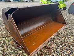 JST Skovl Volvo beslag Jordskovl 310cm. bred