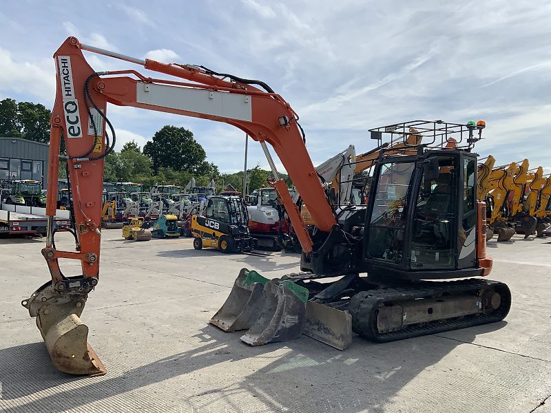 Hitachi ZX85USB-5A Digger (ST23385)