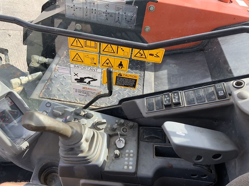 Hitachi ZX85USB-5A Digger (ST23385)