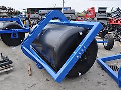 ✳️Wiesenwalze mit Schaber – Arbeitsbreite 2660 mm / Gewicht 2410 kg / 275 l Wassertank