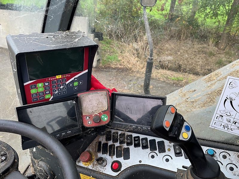 Storti Airmix/Storti/Peecon zelfrijdende mengwagen 20M3