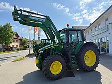 John Deere 6120M