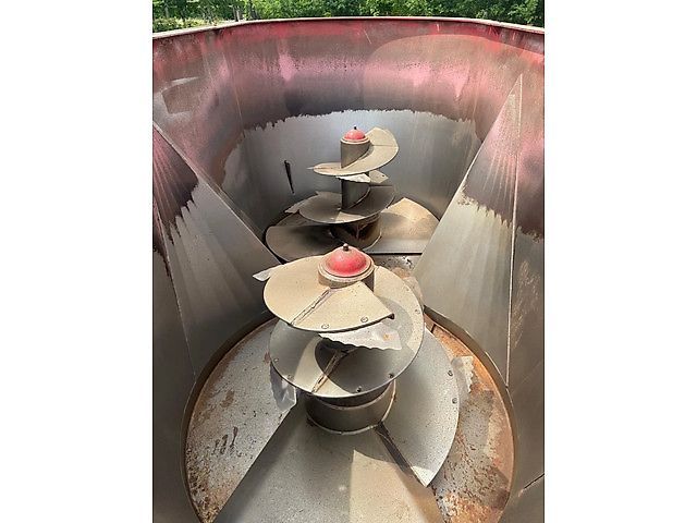 Trioliet Soli mix 16000 16 m3 dubelle vijzel