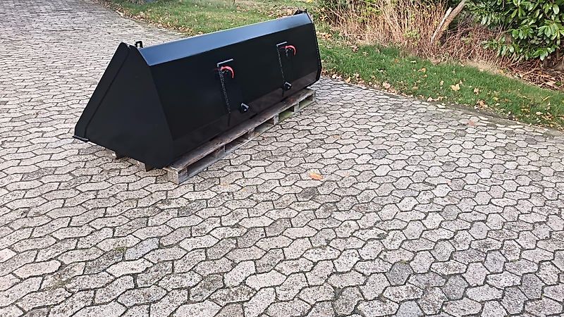 Bressel und Lade Keine Bressel Erdschaufel 245cm Schaufelbreite Schürfleiste Euroaufnahme Euroadapter 2 Mittelstege Schwergutschaufel Ladeschaufel Leichtgutschaufel 245cm Schürfleiste Frabschäden