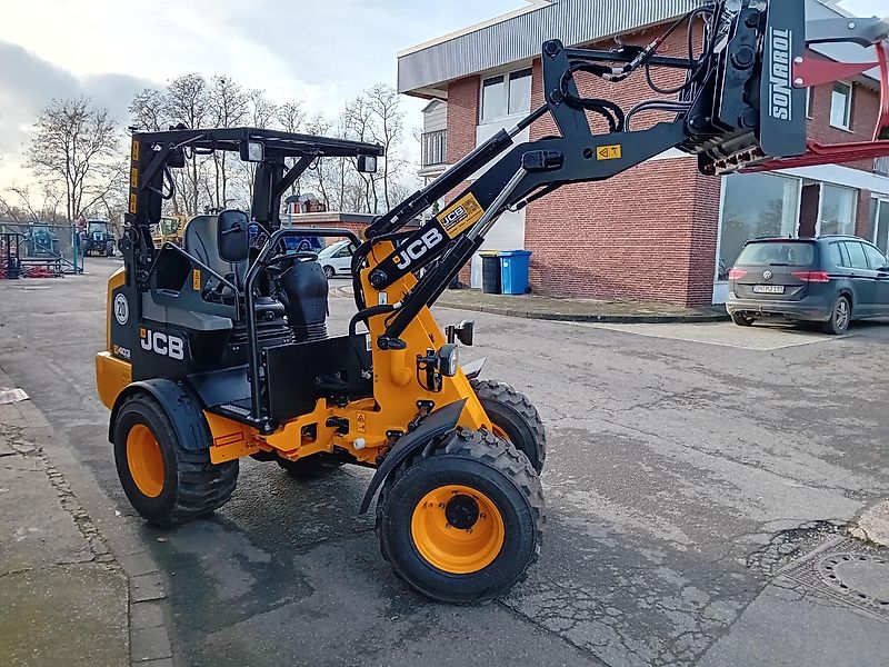 JCB 403