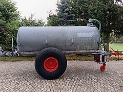 Kotte Kotte Fliegl Kotte Kotte Modell VE 6000 Bereifung 21.0/80-20 PR 12 Güllefaß 5800 Liter mit gefederter Achse auch sehr gut als Wasserwagen nutzbar mit Vakumpumpe ansaugend und drückend auflaufgebremst
