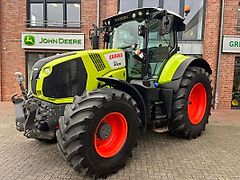 Claas Axion 810
