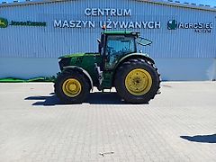 John Deere 6215R