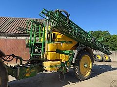 John Deere 832I