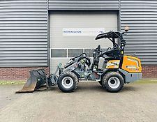 Giant G2700 HD X-TRA + minishovel / kniklader BJ 2024 147 uur Giant G2700 HD X-TRA + minishovel / kniklader BJ 2024 147 uur