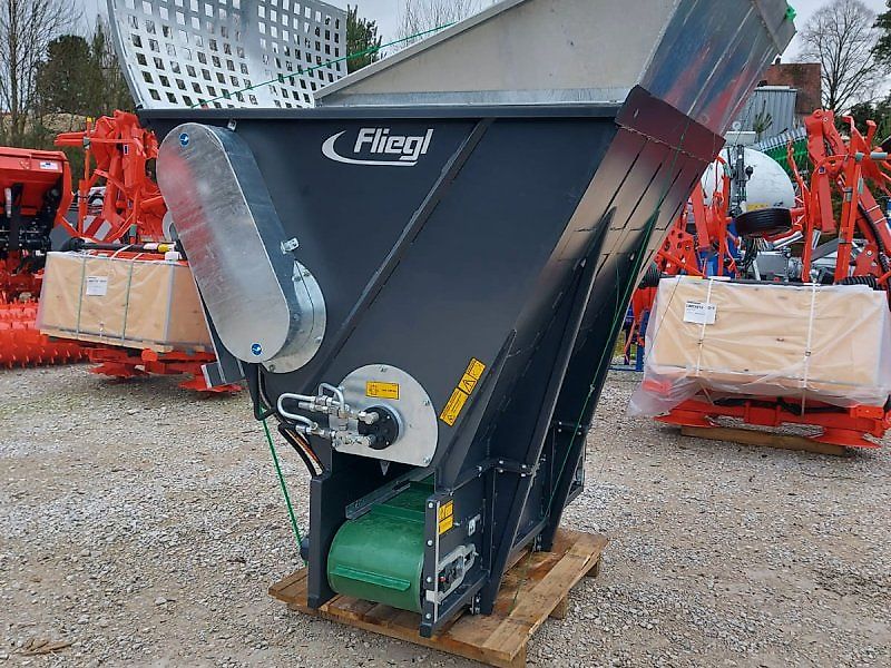 Fliegl Einstreuschaufel Profi