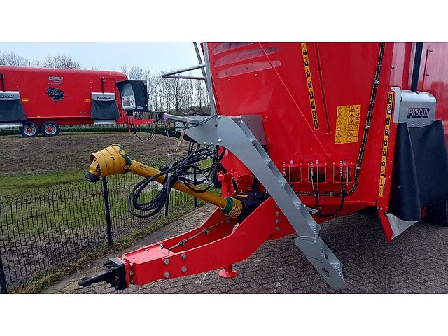 Peecon Topliner mammoet future 30m3