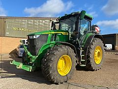John Deere 7R310
