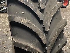 Vredestein 800/65R32