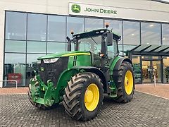 John Deere 7310R