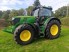 John Deere 6210R