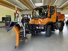 Mercedes-Benz UNIMOG U300