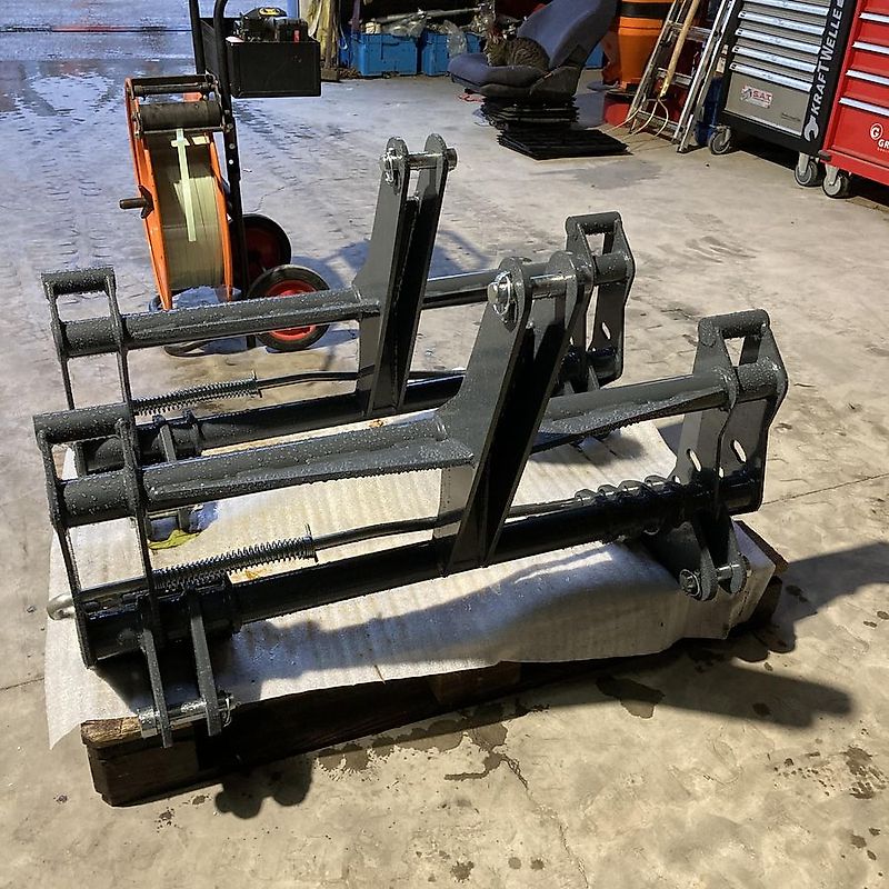 SAT Adapter - Dreipunkt/Euro