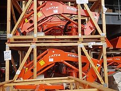 Kubota LA714