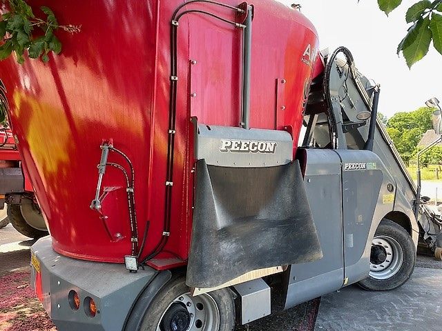 Airmix Zelfrijdende voermengwagen 15 M3