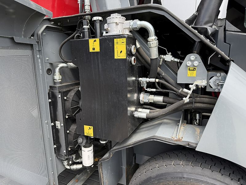 Airmix Zelfrijdende voermengwagen 15 M3