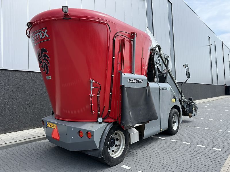 Airmix Zelfrijdende voermengwagen 15 M3