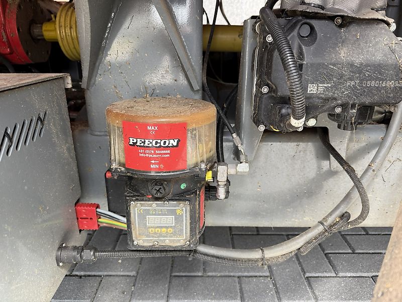 Airmix Zelfrijdende voermengwagen 15 M3