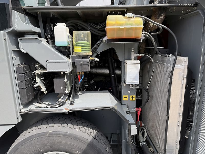 Airmix Zelfrijdende voermengwagen 15 M3