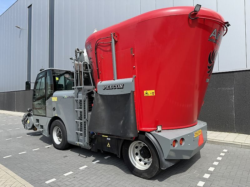 Airmix Zelfrijdende voermengwagen 15 M3