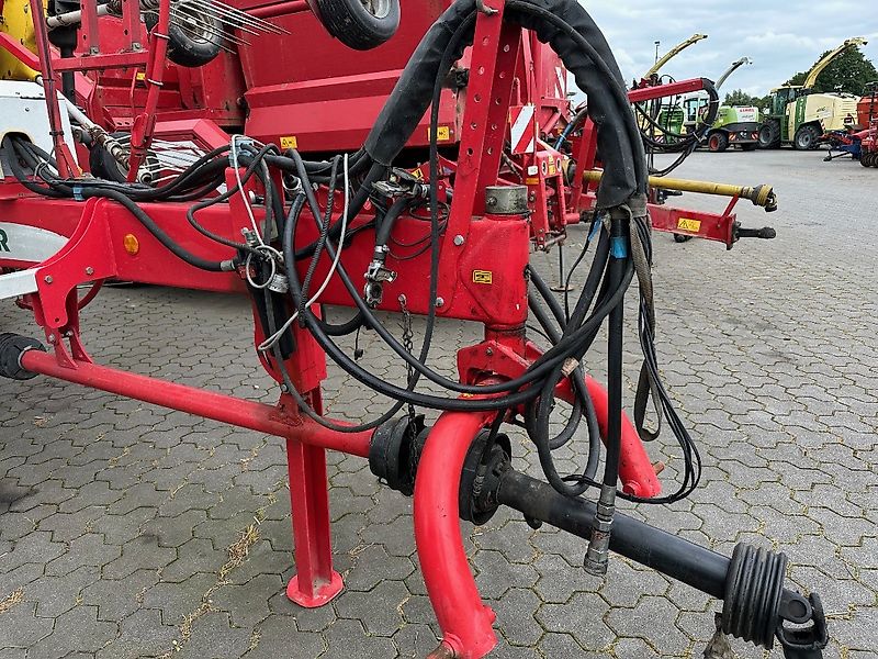 Pöttinger TOP 1252 C