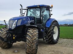 New Holland T7/270 Auto Command Blue Power