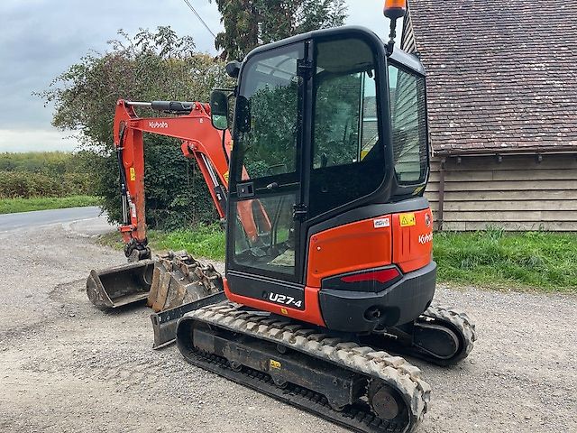 Kubota U27-4