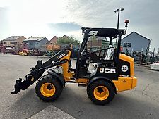 JCB 403