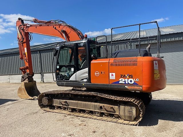 Hitachi ZX210LC-6
