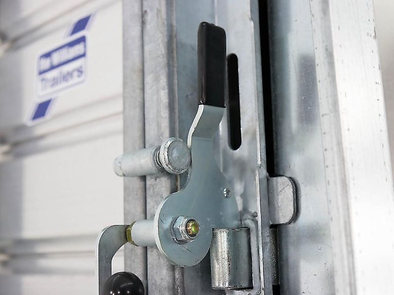 Ifor Williams Viehanhänger TA510 14x6 178x434cm Höhe:183 3,5t