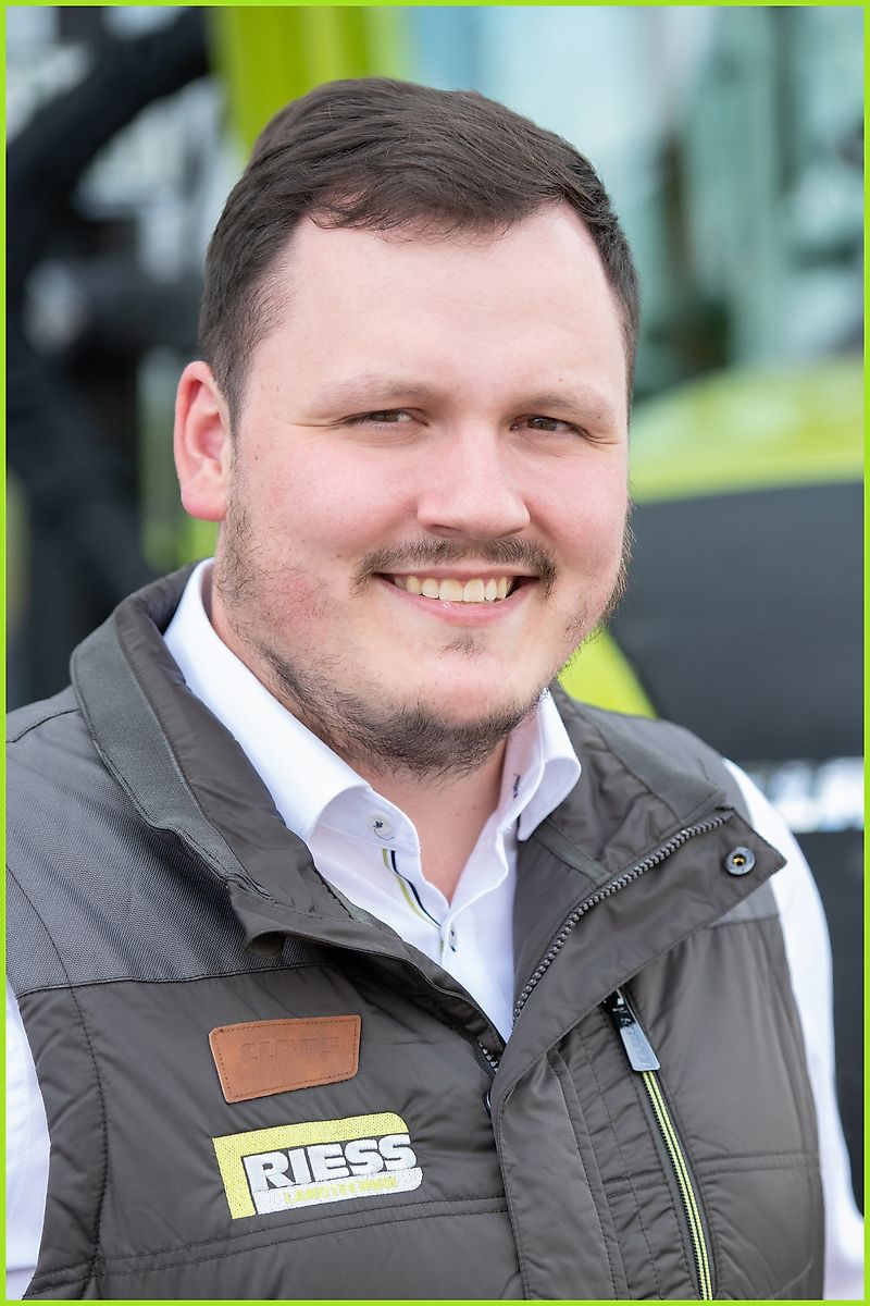 Contact Andre Eichler