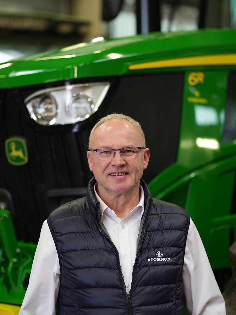 Contact Mr. Maximilian Geray