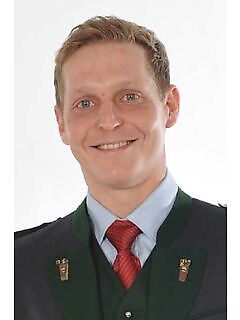 Mr. Andreas Knotz